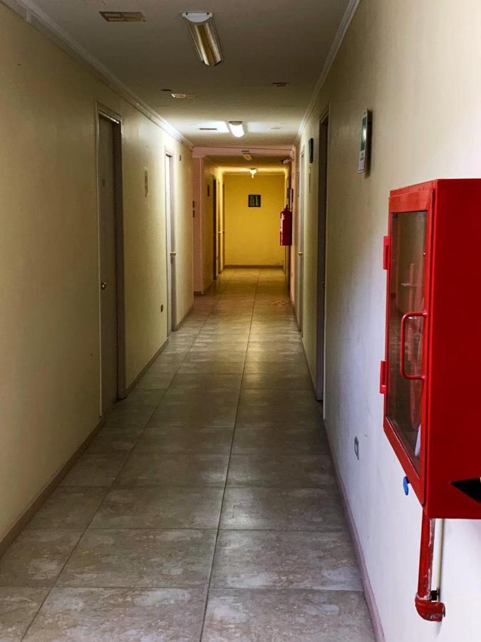 Juku Hostal Calama Eksteriør bilde
