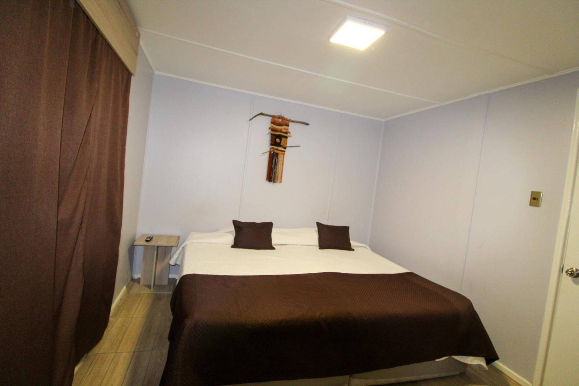 Juku Hostal Calama Eksteriør bilde
