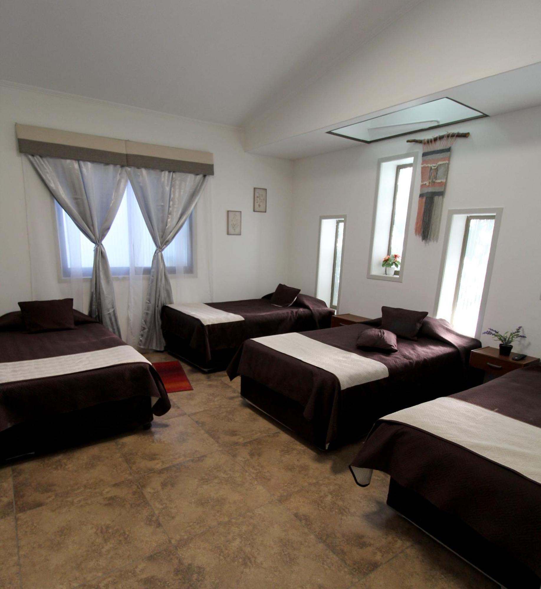 Juku Hostal Calama Eksteriør bilde