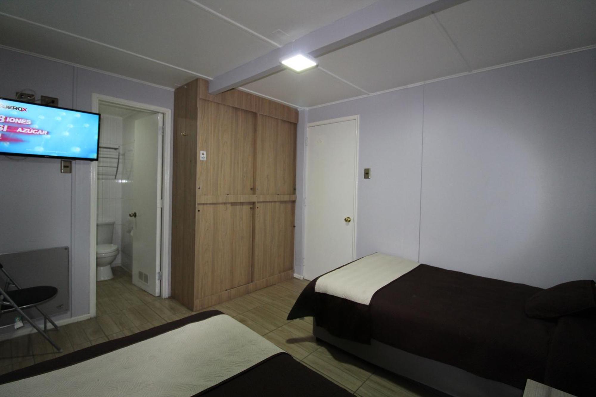 Juku Hostal Calama Eksteriør bilde